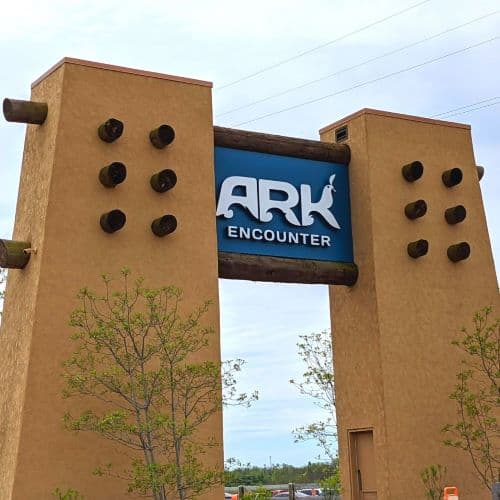 Front pillar and sign for the Ark Encounter