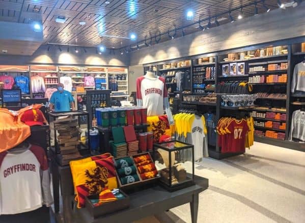 Inside the Universal Studios Store in Dockside Inn. The right side of the store is mostly Harry Potter merchandise