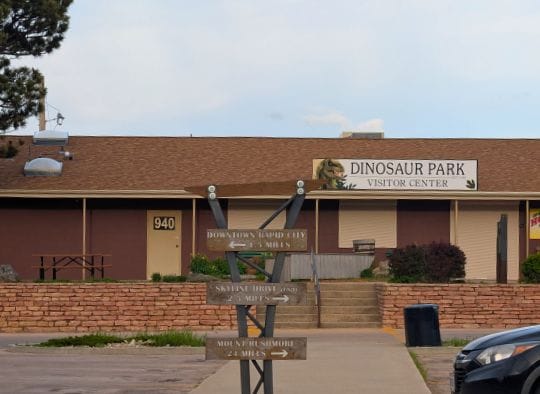 Dinosaur Park Visitor Center and Parking Lot