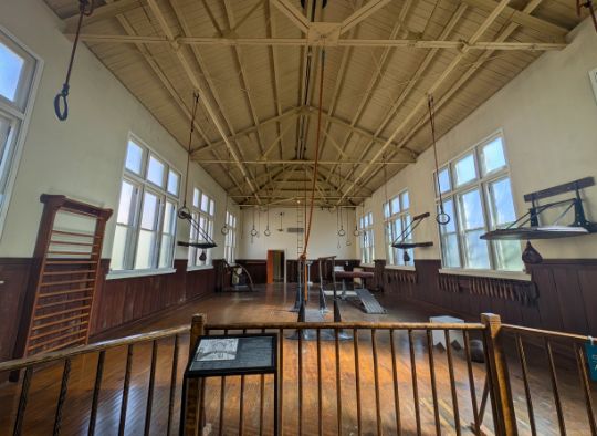 "Gymnasium exhibit in Hot Springs NP"