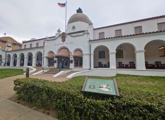 "Quapaw Bathhouse" 