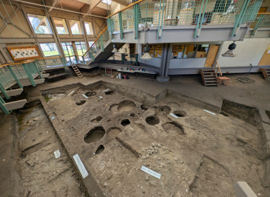 Excavation Pit Thomsen Center Archeodome