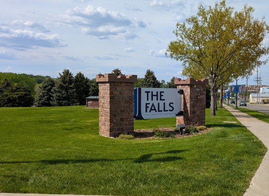 Falls Park entrance sign