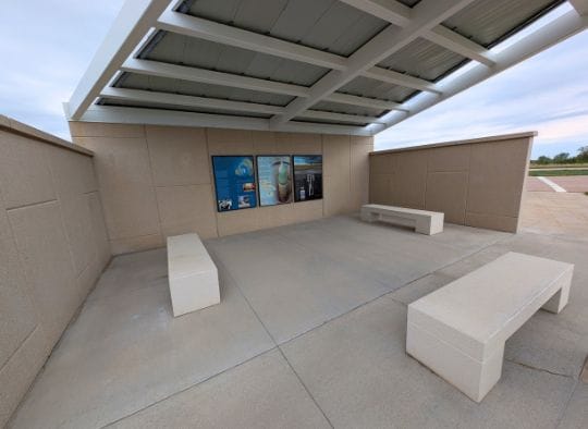 shaded area at informational signs at Delta-09 